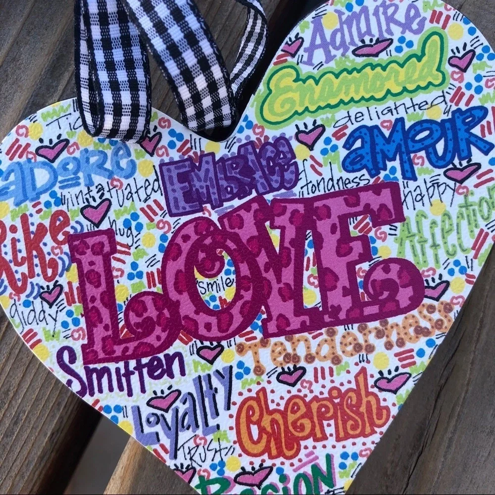 Love Oenament/Wall Hanging